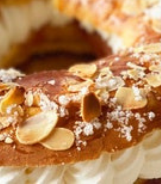 Keto Roscón de Reyes con nata